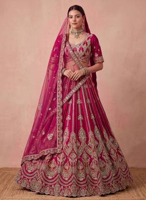 For A Fancy Designer Look,Grab These Lehenga Choli With Dupatta in Fine Colored.These Lehenga And Choli Are Silk And Dupatta Are Fabricated On Net Pair.Its Beautified With Thread,Jari,Sequance Embroidery,Motif Hand Work. 
