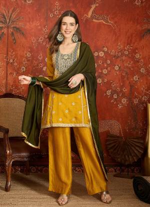 Looking These Suit in Fine Colored Pair With Bottom And Dupatta.These Top Are Vichitra Silk And Bottom Are Fabricated On Vichitra Silk Pair With Vichitra Silk Dupatta.Its Beautified With Heavy Designer Embroidery Work.