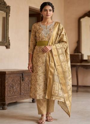 Looking These Suit in Fine Colored Pair With Bottom And Dupatta.These Top Are Simmer Linen Cotton And Dupatta Are Fabricated On Simmer Linen Cotton Pair With Rayon Bottom.Its Beautified With Designer Printed, Hand Work.