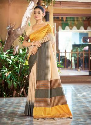 Looking These Fastive And Party Wear Saree in Fine Colored.These Saree And Blouse is Fabricated On Slub Silk.Its Beautified With Woven Designer.