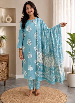 Attrective These Beautiful Looking Readymade Top With Bottom And Dupatta.These Top And Bottom is Fabricated On Rayon And Rayon Dupatta.Its Beautified With Designer Printed.