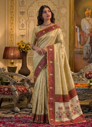 Garb These Fastive And Party Wear Saree in Fine Colored.These Saree And Blouse is Fabricated On Tissue Silk.Its Beautified With Weaving Jacquard Designer.