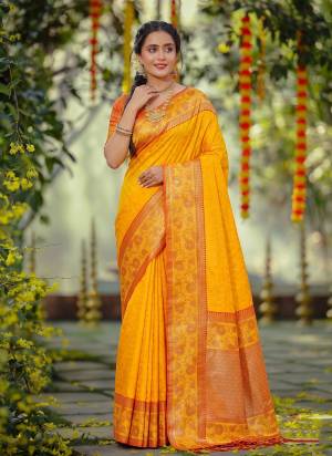 Looking These Fastive And Party Wear Saree in Fine Colored.These Saree And Blouse is Fabricated On Silk.Its Beautified With Weaving Jari Designer.