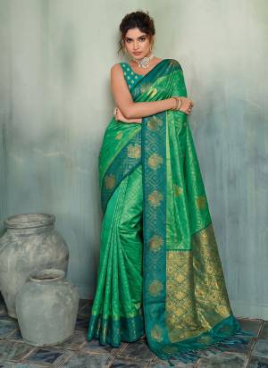 Garb These Fastive And Party Wear Saree in Fine Colored.These Saree And Blouse is Fabricated On Silk.Its Beautified With Weaving Jacquard Designer.