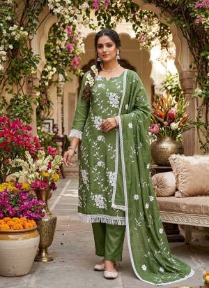 Looking This Suits In Lovely Color.Its Pretty Top Is Parampara Silk Based Paired Bottom Santoon And Parampara Silk Fabricated Dupatta Are Designer Embroidery Work. Which Gives An Attractive To The Dress.