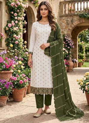 Looking This Suits In Lovely Color.Its Pretty Top Is Vichitra Silk Based Paired Bottom Santoon And Vichitra Silk Fabricated Dupatta Are Designer Embroidery Work. Which Gives An Attractive To The Dress.
