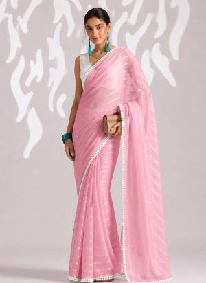 Looking These Party Wear Ready To Wear Saree in Fine Colored.These Saree Are Chiffon And Blouse is Art Silk Fabricated.Its Beautified With Woven Lining Designer With Lace Border.