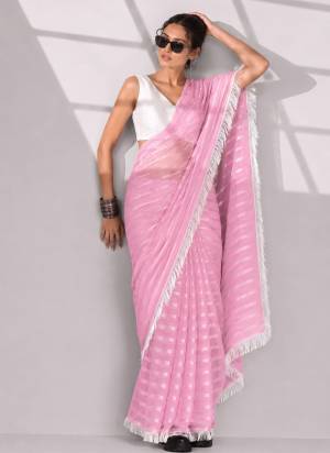 Looking These Party Wear Ready To Wear Saree in Fine Colored.These Saree Are Chiffon And Blouse is Art Silk Fabricated.Its Beautified With Woven Lining Designer With Lace Border.