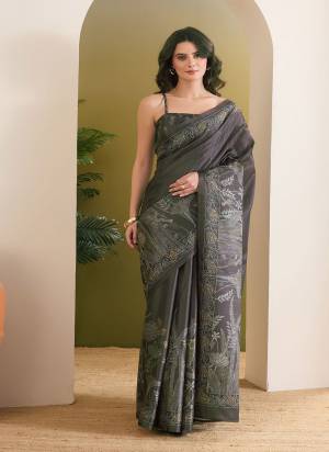 Attractive These Party Wear Ready To Wear Saree in Fine Colored.These Saree Are Art Silk And Blouse is Art Silk Fabricated.Its Beautified With Designer Printed.