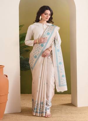 Attractive These Party Wear Ready To Wear Saree in Fine Colored.These Saree Are Silk Blend And Blouse is Silk Blend Fabricated.Its Beautified With Designer Printed.