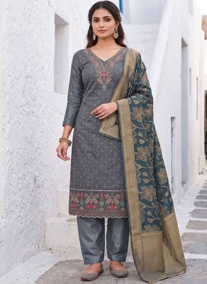 Looking These Suit in Fine Colored Pair With Bottom And Dupatta.These Top Are Modal Butti And Dupatta Are Fabricated On Banarasi Jacquard Pair With Dull Santoon Bottom.Its Beautified With Woven Designer, Hand Work.
