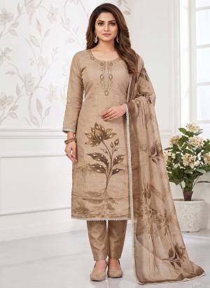 Looking These Suit in Fine Colored Pair With Bottom And Dupatta.These Top Are Modal Butti And Dupatta Are Fabricated On Modal Silk Pair With Dull Santoon Bottom.Its Beautified With Designer Printed, Hand Work.