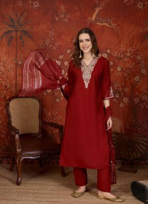 Garb These Suit in Fine Colored Pair With Bottom And Dupatta.These Top Are Roman Silk And Bottom Are Fabricated On Roman Silk Pair With Jacquard Silk Dupatta.Its Beautified With Designer Embroidery Work.
