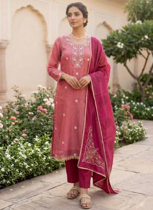 Looking These Suit in Fine Colored Pair With Bottom And Dupatta.These Top Are Salsa And Dupatta Are Fabricated On Nazmin Pair With Rayon Bottom.Its Beautified With Designer Bits Embroidery Work.