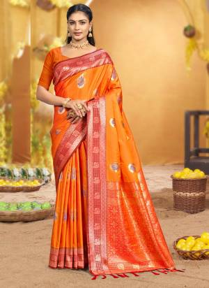 Looking These Fastive And Party Wear Saree in Fine Colored.These Saree And Blouse is Fabricated On Soft Silk.Its Beautified With Woven Jacquard Designer.