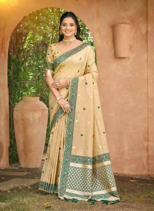 Garb These Fastive And Party Wear Saree in Fine Colored.These Saree And Blouse is Fabricated On Assam Silk.Its Beautified With Woven Jacquard Thread Designer.