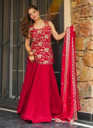 Looking These Suit in Fine Colored Pair With Bottom And Dupatta.These Top Are Koza Silk And Bottom Are Fabricated On Koza Silk Pair With Koza Silk Dupatta.Its Beautified With Designer Embroidery Work.