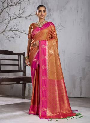 Garb These Fastive And Party Wear Saree in Fine Colored.These Saree And Blouse is Fabricated On Silk.Its Beautified With Weaving Jari Designer.
