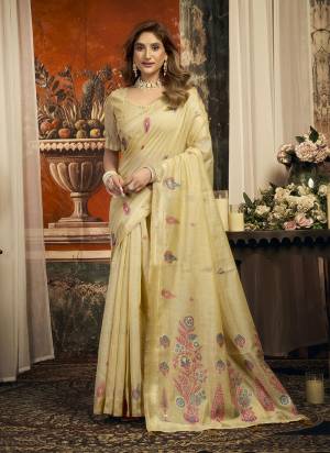 Looking These Fancy Party Wear Saree in Fine Colored.These Saree Are Puri Cotton And Blouse is Puri Cotton Fabricated.Its Beautified With Woven Jari Border Designer.