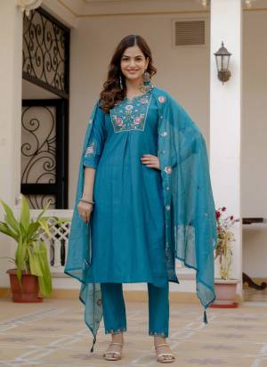 Garb These Beautiful Party Wear Designer Readymade Suits.These Top And Bottom Are Viscose Silk And Dupatta is Fabricated On Muslin Silk.Its Beautified With Designer Multy Thread Embroidery,Hand Work.