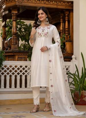 Garb These Beautiful Party Wear Designer Readymade Suits.These Top And Bottom Are Viscose Silk And Dupatta is Fabricated On Muslin Silk.Its Beautified With Designer Multy Thread Embroidery,Hand Work.