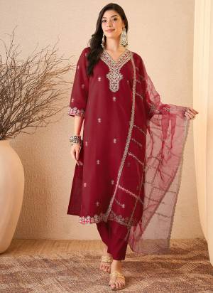 Looking These Beautiful Party Wear Designer Readymade Suits.These Top And Bottom Are Silk Blend And Dupatta is Fabricated On Organza.Its Beautified With Designer Embroidery Work.