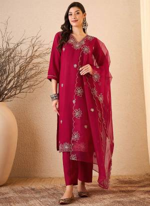 Looking These Beautiful Party Wear Designer Readymade Suits.These Top And Bottom Are Silk Blend And Dupatta is Fabricated On Organza.Its Beautified With Designer Embroidery Work.