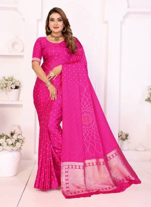 Attractive These Festive And Party Wear Saree in Fine Colored.These Saree And Blouse is Fabricated On Satin Silk.Its Beautified With Weaving Jari Pallu Designer With Dabby Bandhej Saree.