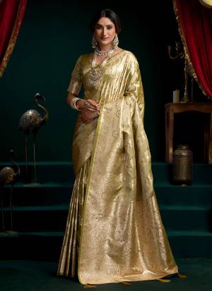Looking These Fancy Party Wear Saree in Fine Colored.These Saree Are Satin Silk And Blouse is Satin Silk Fabricated.Its Beautified With Woven Jacquard Designer.