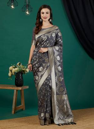 Attractive These Party Wear Saree in Fine Colored Pair With Blouse.These Saree and Blouse Are Fabricated On Crepe Silk.Its Beautified With Woven Jari Designer.