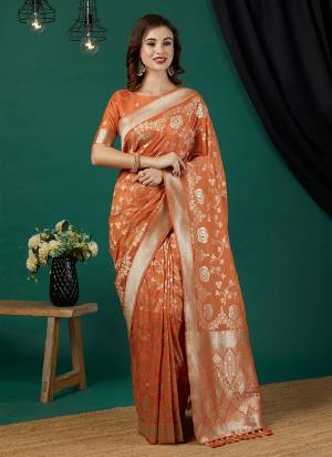 Attractive These Party Wear Saree in Fine Colored Pair With Blouse.These Saree and Blouse Are Fabricated On Crepe Silk.Its Beautified With Woven Jari Designer.