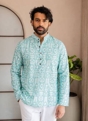 For A festive Wear,Grab These Readymade Short Kurta in Fine Colored.These Kurta is Fabricated On Linen With Designer Printed.Buy Now.