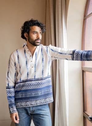 For A festive Wear,Grab These Readymade Short Kurta in Fine Colored.These Kurta is Fabricated On Swiss Linen With Designer Printed.Buy Now.