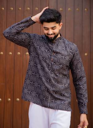 For A festive Wear,Grab These Readymade Short Kurta in Fine Colored.These Kurta is Fabricated On Swiss Linen With Designer Printed.Buy Now.