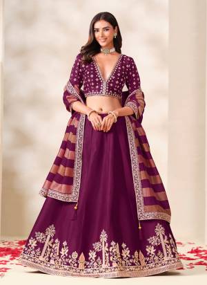 For A Designer Look,Grab These Party Wear Lehenga Choli in Fine Colored.These Lehenga And Blouse Are Fabricated On Art Silk Pair With Viscose Patta Dupatta.Its Beautified With Designer Embroidery Work.