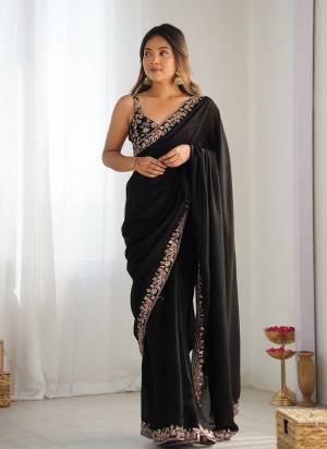 Attractive These Fancy Party Wear Saree in Fine Two Tone Colored.These Saree Are Vichitra Silk And Blouse is Vichitra Silk Fabricated.Its Beautified With Designer Sequance,Thread Embroidery Work.