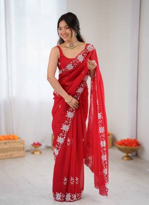 Attractive These Fancy Party Wear Saree in Fine Two Tone Colored.These Saree Are Fendy Satin And Blouse is Fendy Satin Fabricated.Its Beautified With Designer Sequance,Moti,Cut Dana Embroidery Work.