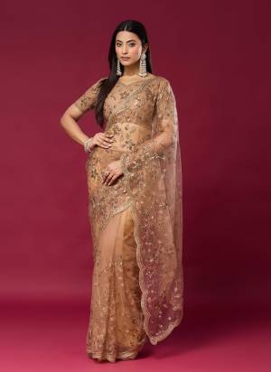 Attractive These Fancy Party Wear Saree in Fine Two Tone Colored.These Saree Are Soft Net And Blouse is Soft Net Fabricated.Its Beautified With Designer Sequance Embroidery Work.