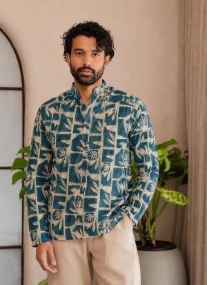For A festive Wear,Grab These Readymade Short Kurta in Fine Colored.These Kurta is Fabricated On Swiss Linen With Designer Printed.Buy Now.