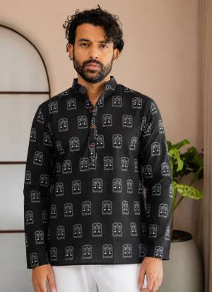 For A festive Wear,Grab These Readymade Short Kurta in Fine Colored.These Kurta is Fabricated On Swiss Linen With Designer Printed.Buy Now.