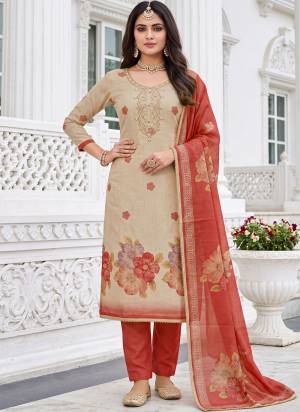 Looking These Suit in Fine Colored Pair With Bottom And Dupatta.These Top Are Simmer Cotton Linen And Dupatta Are Fabricated On Simmer Cotton Linen Pair With Rayon Bottom.Its Beautified With Designer Printed, Hand Work.
