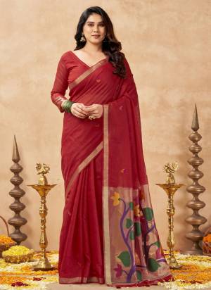 Attactive These Festive Wear Saree in Fine Colored.These Saree And Blouse is Fabricated On Linen Silk.Its Beautified With Weaving Jari Paithani Pallu Designer.