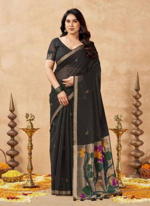 Attactive These Festive Wear Saree in Fine Colored.These Saree And Blouse is Fabricated On Linen Silk.Its Beautified With Weaving Jari Paithani Pallu Designer.