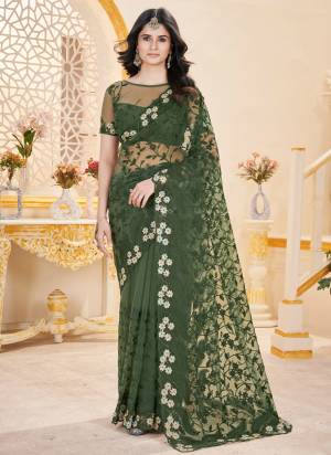 Attactive These Festive Wear Saree in Fine Colored.These Saree And Blouse is Fabricated On Butterfly Net.Its Beautified With Designer Chain Stitched Embroidery With Stone Work.