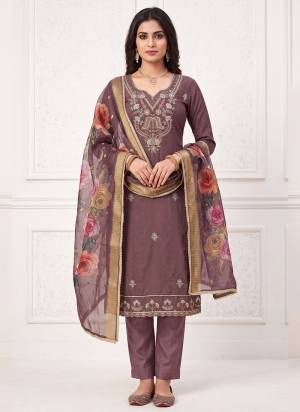 Grab These Suit in Fine Colored Pair With Bottom And Dupatta.These Top Are Cotton Silk And Dupatta Are Fabricated On Cotton Silk Pair With Dull Santoon Bottom.Its Beautified With Designer Digital Printed, Hand Work.