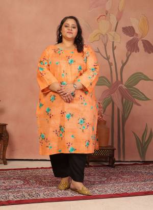 Garb These Beautiful Looking Readymade Plus Size Kurti.These Kurti is Fabricated On Cambric Cotton.Its Beautified With Designer Printed.