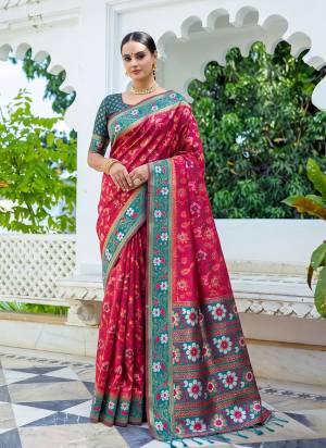 Garb These Fastive And Party Wear Saree in Fine Colored.These Saree And Blouse is Fabricated On Silk.Its Beautified With Weaving Jacquard Designer.