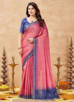 Attactive These Festive Wear Saree in Fine Colored.These Saree And Blouse is Fabricated On Tussar Silk.Its Beautified With Weaving Jari Chex Designer With Temple Printed.