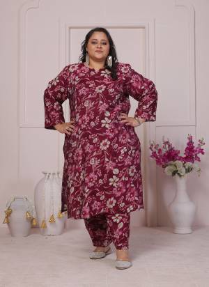 Attrective These Beautiful Looking Readymade Plus Size Co Ord Kurti With Bottom.These Kurti And Bottom is Fabricated On Viscose Chanderi.Its Beautified With Designer Printed.
