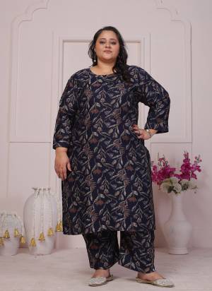 Attrective These Beautiful Looking Readymade Plus Size Co Ord Kurti With Bottom.These Kurti And Bottom is Fabricated On Viscose Chanderi.Its Beautified With Designer Printed.